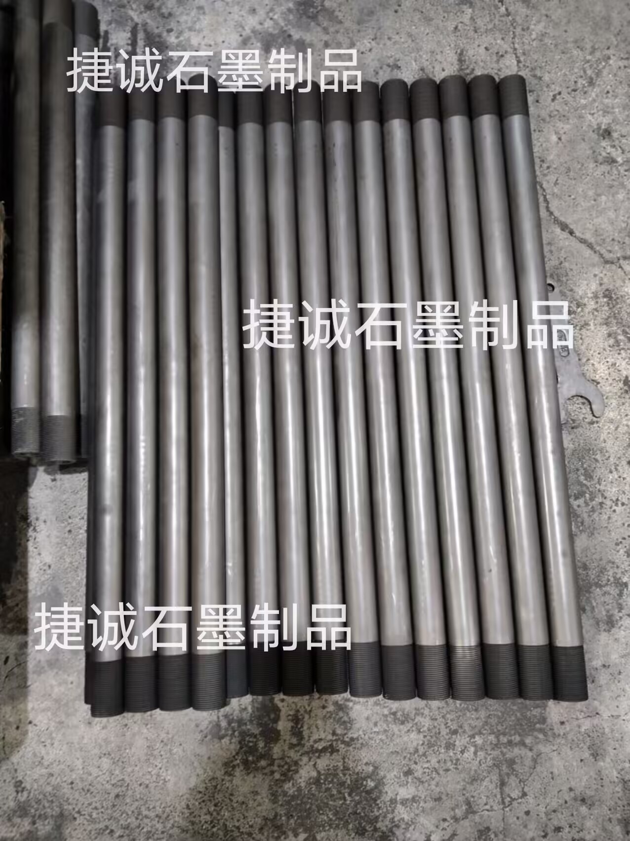 真空爐石墨加熱棒，真空爐石墨件，真空爐石墨配件，真空爐石墨件石墨加熱棒，真空爐石墨發(fā)熱元件，真空爐石墨配件石墨加熱棒，真空爐石墨件生產(chǎn)廠家